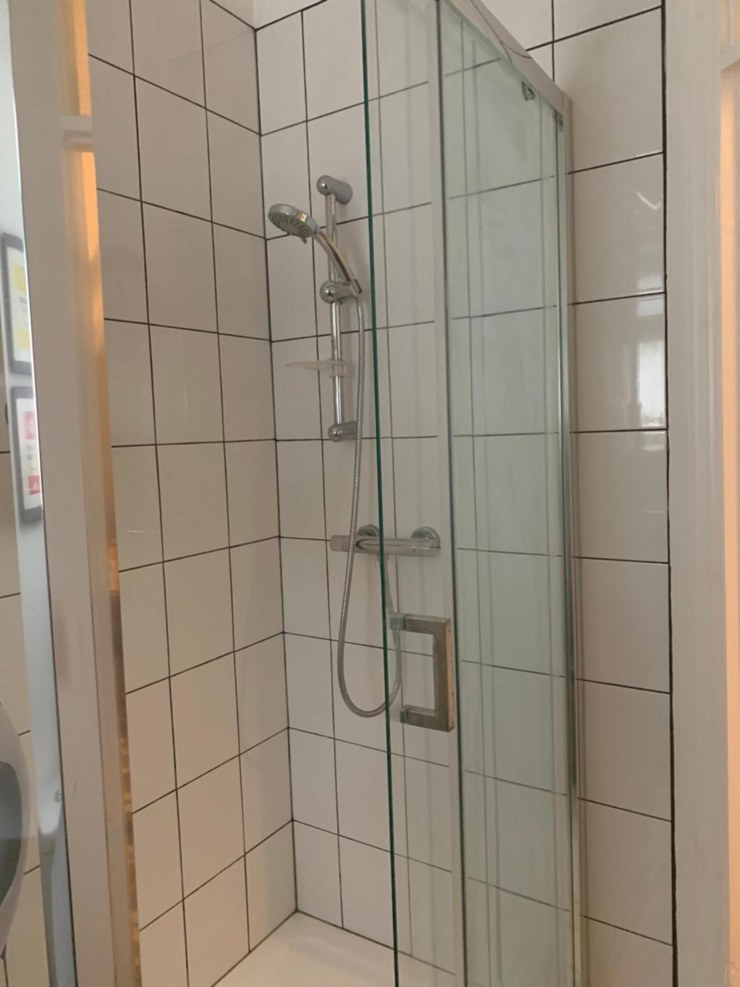Ground Floor 2 Bedroom Garden * Cardiff