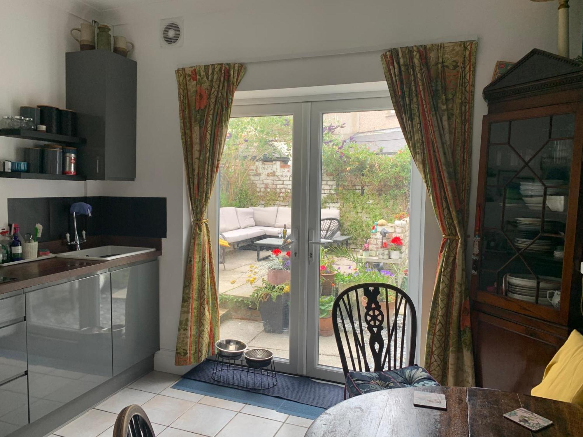 Ground Floor 2 Bedroom Garden Apartment